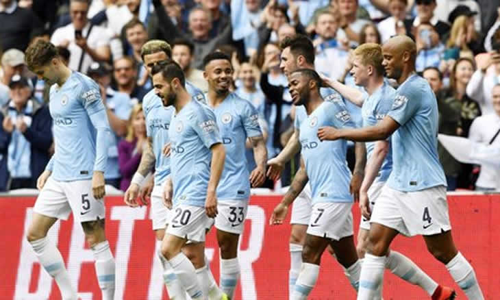 MANCHESTER CITY - O País - A verdade como notícia