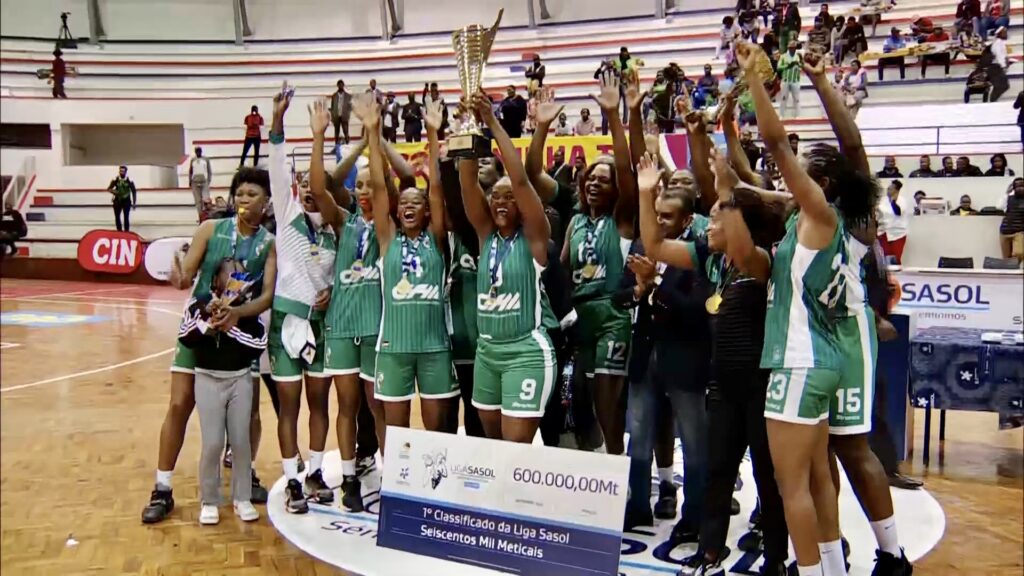 Liga Sénior em Basquetebol feminino pode conhecer hoje novo