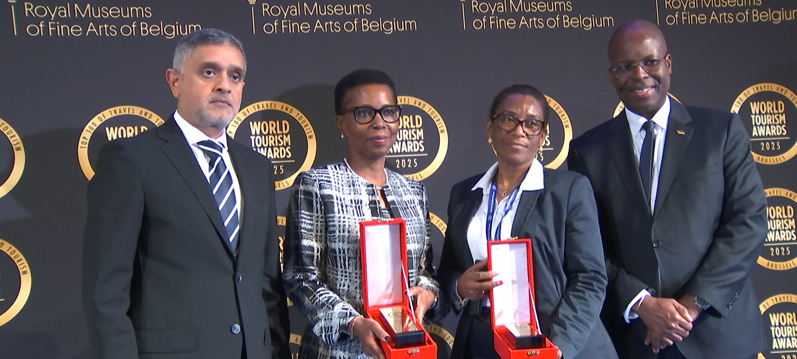 Moçambique Brilha no Mundo: Conquista Prêmios de Turismo e Encanta o Planeta!