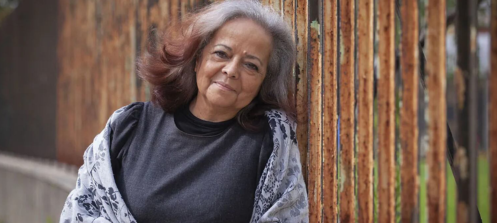 Ana Paula Tavares Faz História: Poeta Angolana Conquista o Prestigiado Prémio Camões 2025!