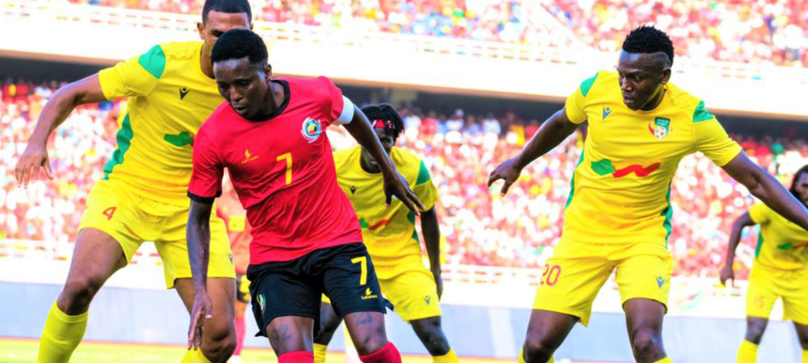 Dominguez na convocatória final dos Mambas