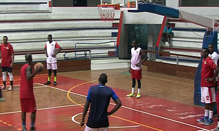 Basquetebol em Maputo: Acelerar para aumentar volume de jogos - O País - A  verdade como notícia